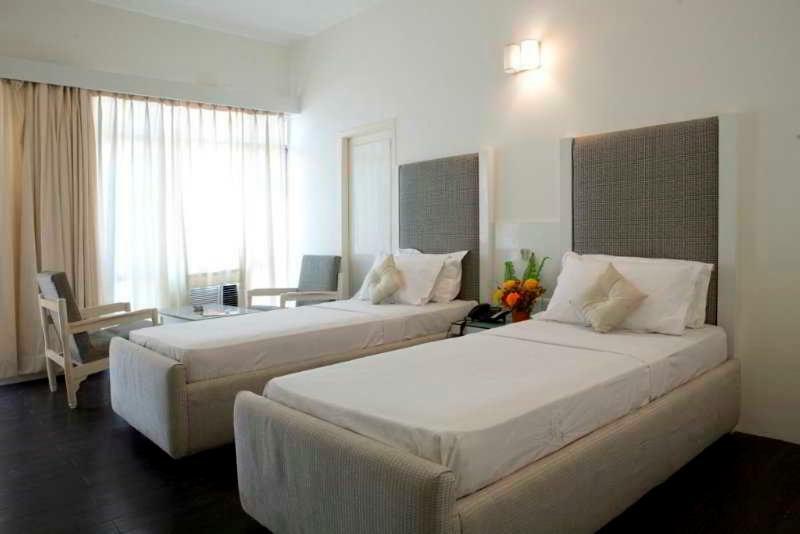 Hotel Jaya International Хидерабад Екстериор снимка