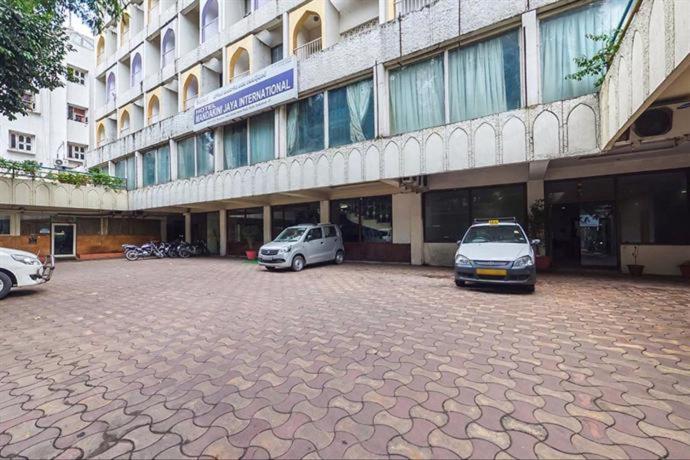 Hotel Jaya International Хидерабад Екстериор снимка